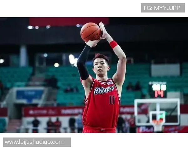 深圳足球队以83分领跑奥运会积分榜展现强劲实力与团队合作精神